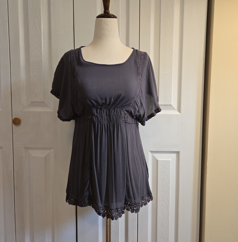 Knox Rose Charcoal Scoop-Neck Lace Trim Tunic